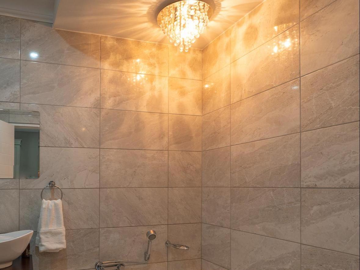Familia Guesthouse & Boutique Hotel Гроблерсдал Стая снимка